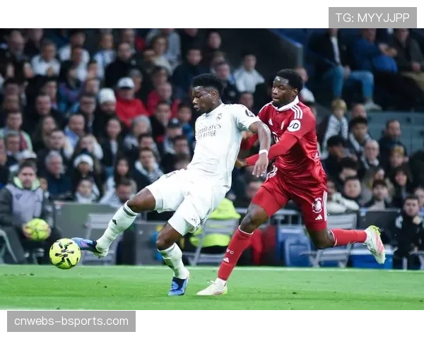 消息：西甲联盟启动“草根教练员培训计划”，首站落地塞维利亚